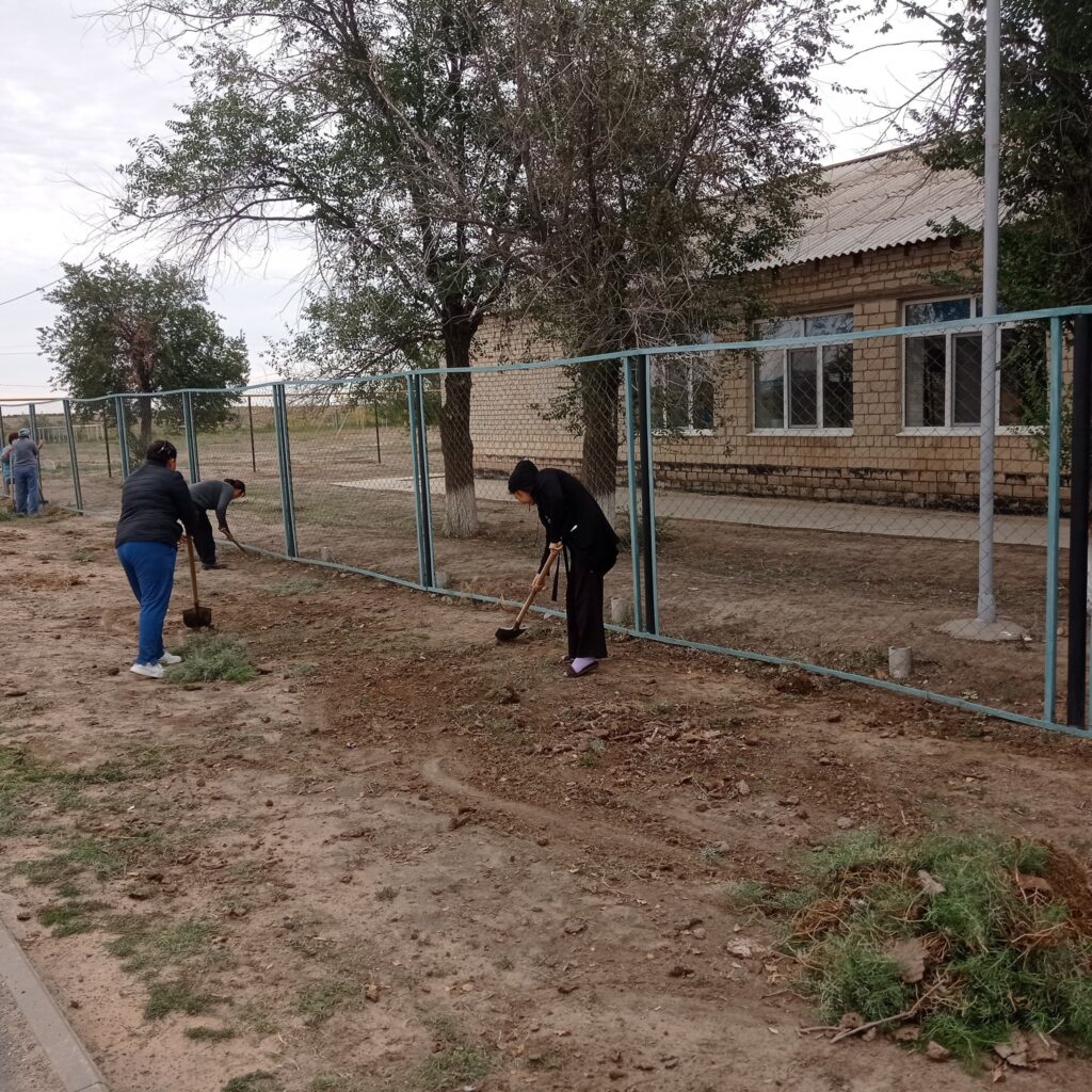 “Таза өлке” акциясына орай 26 қыркүйек күні ауылдың көше аралық…